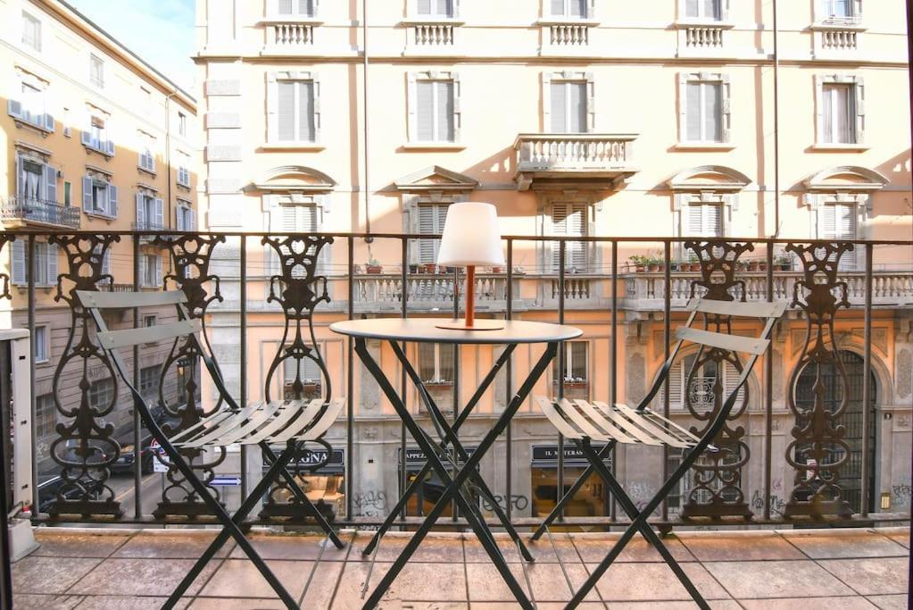 Porta Genova Bilocale Di Charme Lägenhet Milano Exteriör bild